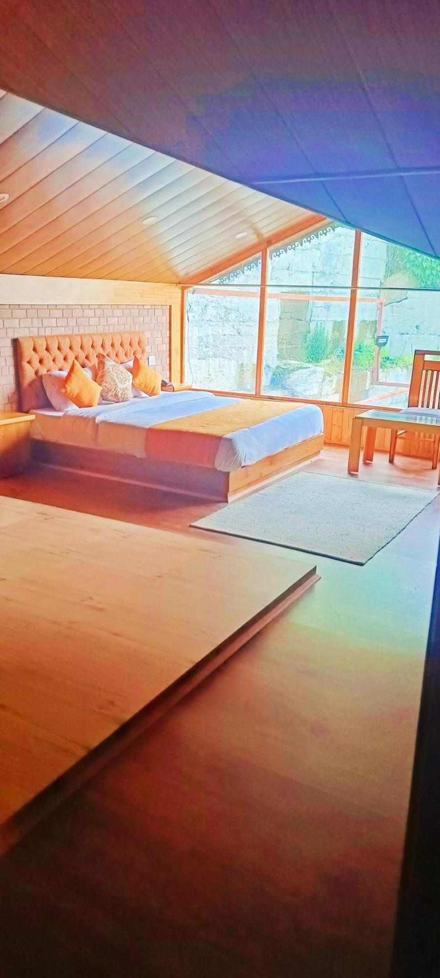 Trimounts-A Boutique Hotel & Wellnes Center In Tirthan Valley Banjār Exteriör bild